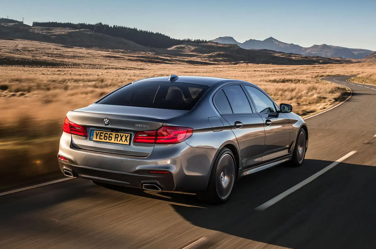 BMW 5 Serisi 5 Serisi 530d xDrive M Sport 3