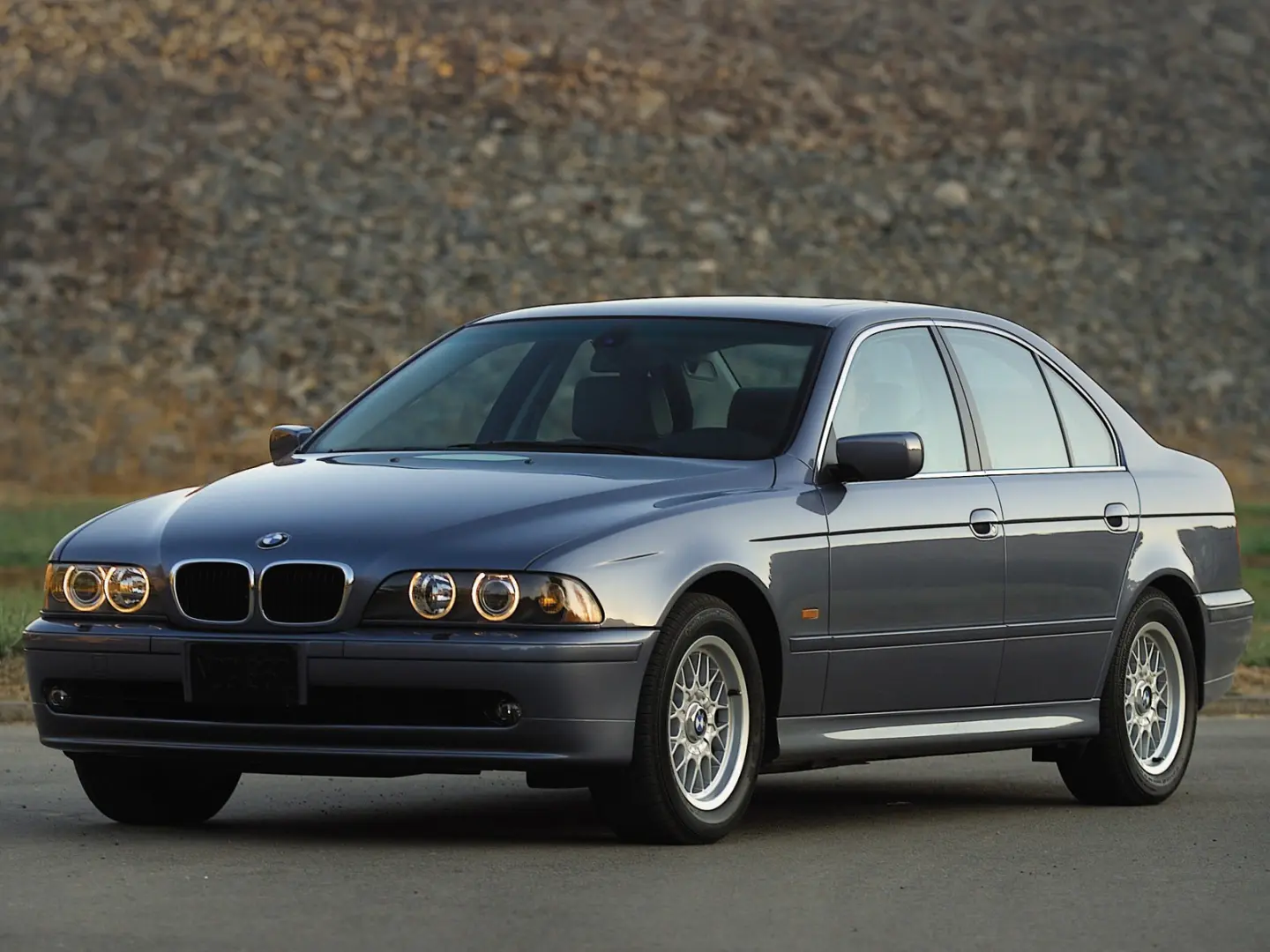 BMW 5 Serisi 5 Serisi 530i Standart 7