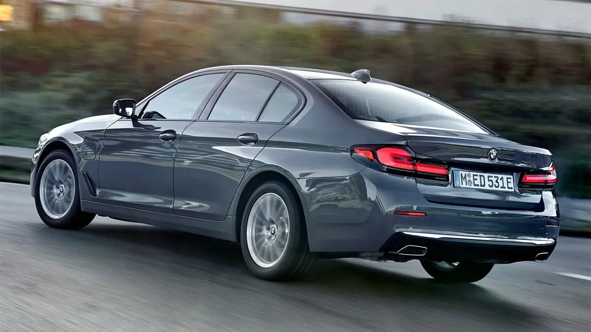 BMW 5 Serisi 5 Serisi 530i xDrive Luxury Line 4