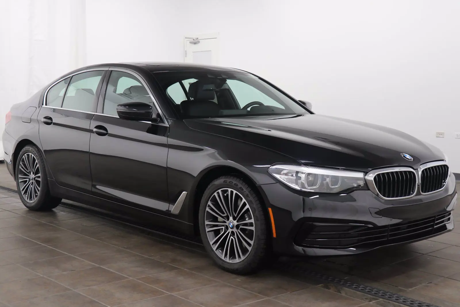 BMW 5 Serisi 5 Serisi 530i xDrive Special Edition Luxury 1