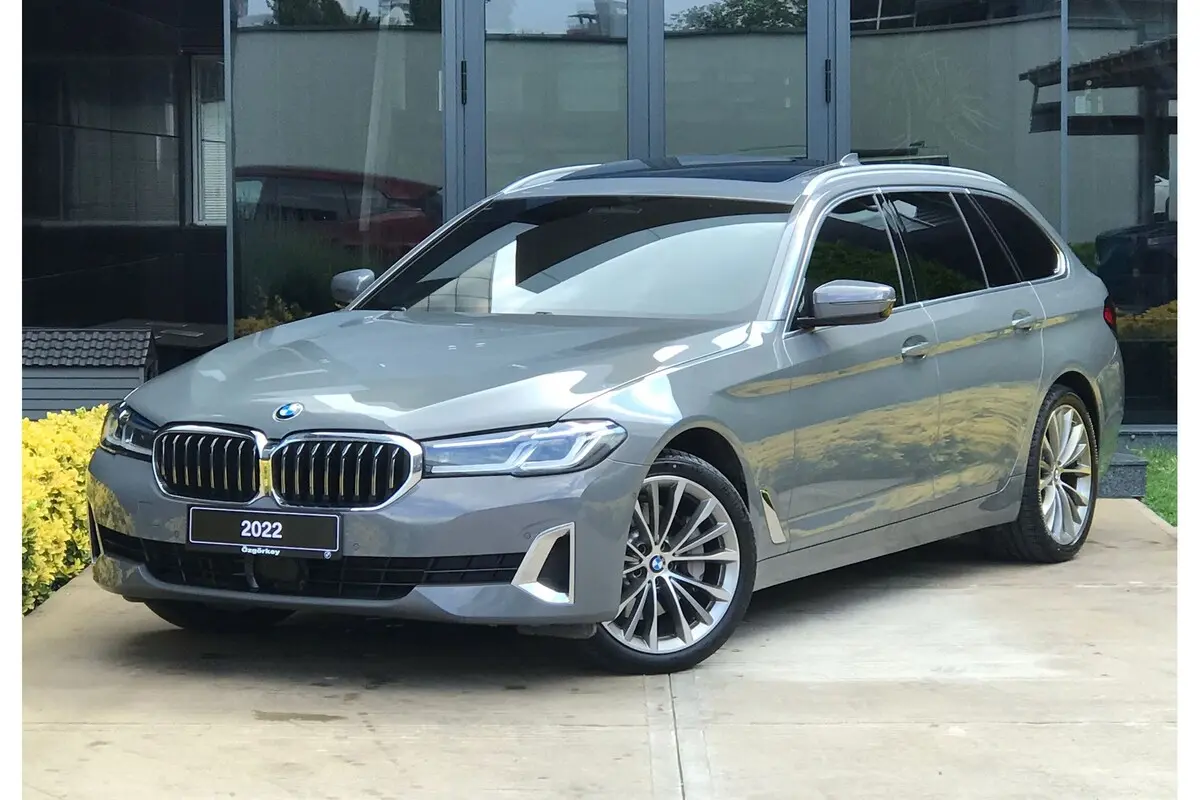 BMW 5 Serisi 5 Serisi 530i xDrive Touring Luxury Line 4