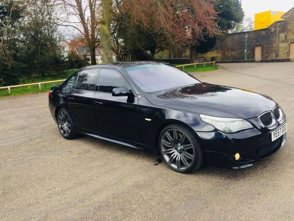 BMW 5 Serisi 5 Serisi 535d Standart 1