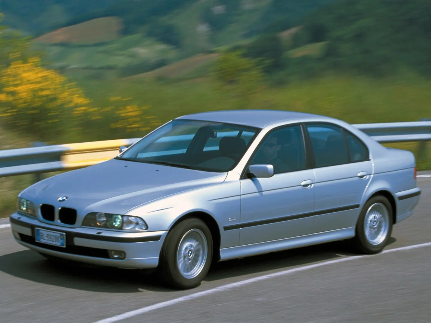BMW 5 Serisi 5 Serisi 530i Standart 0