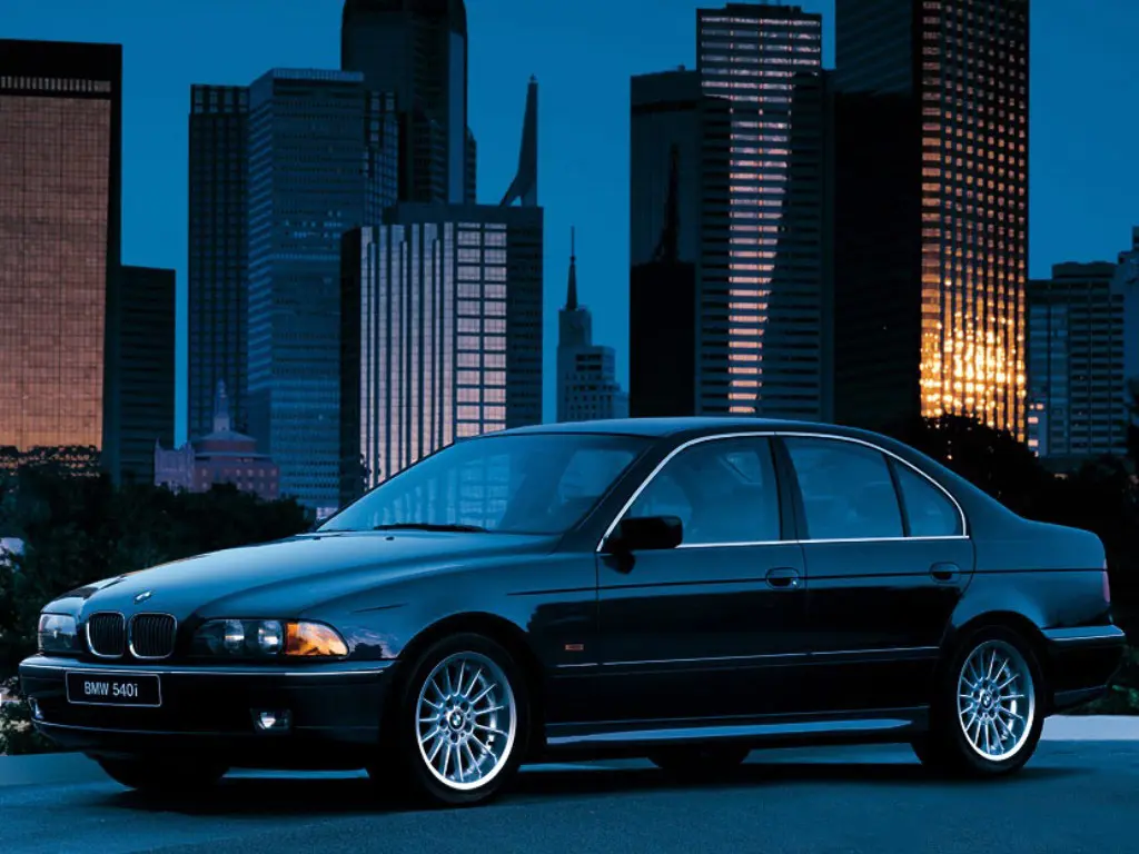 BMW 5 Serisi 5 Serisi 540i Standart 5