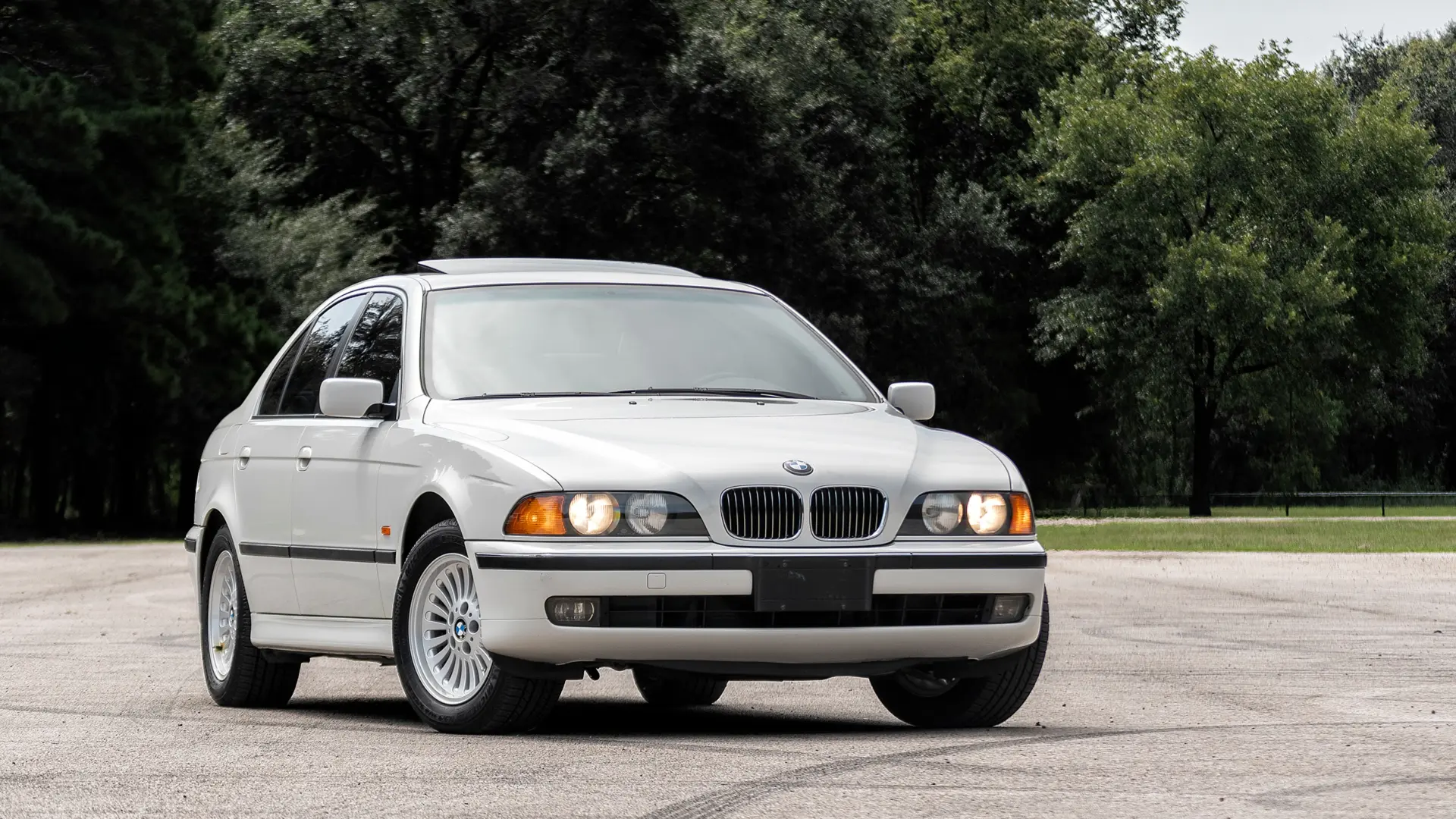 BMW 5 Serisi 5 Serisi 540i Standart 1