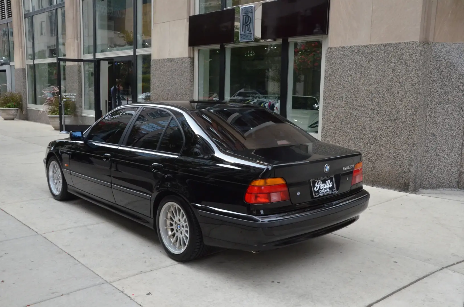 BMW 5 Serisi 5 Serisi 540i Standart 2