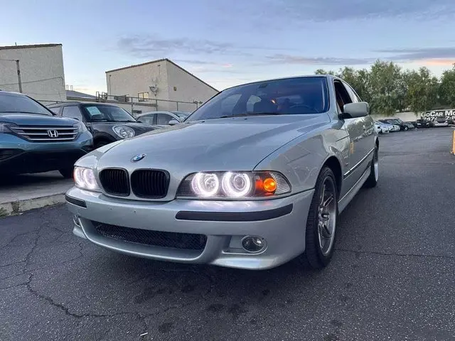 BMW 5 Serisi 5 Serisi 540i Standart 4