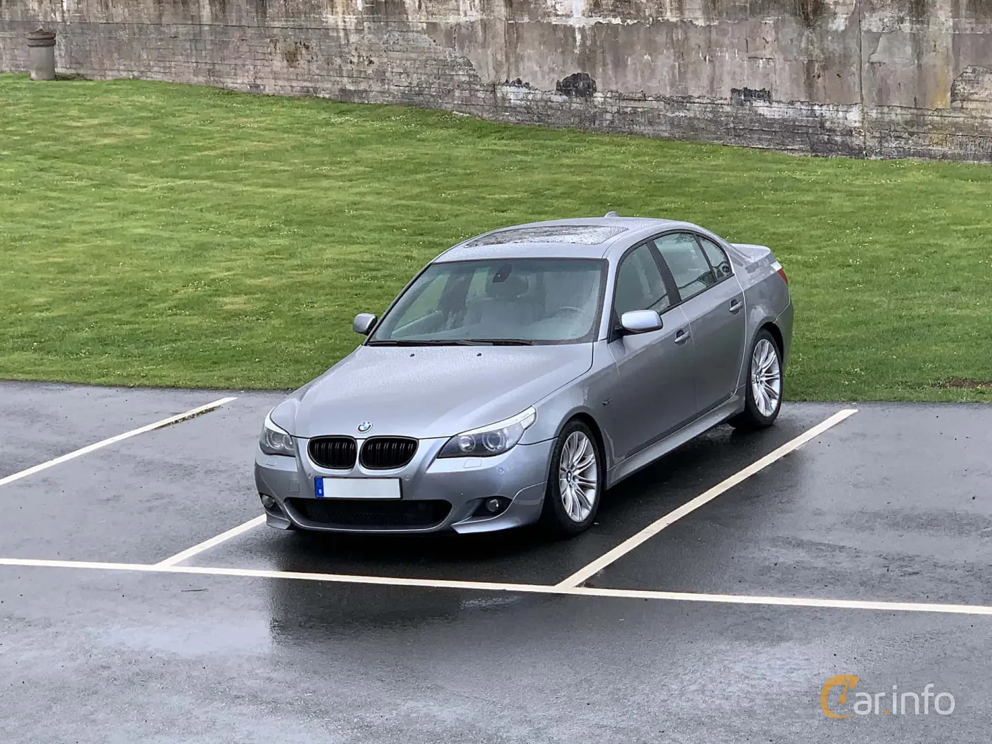 BMW 5 Serisi 5 Serisi 540i Standart 1