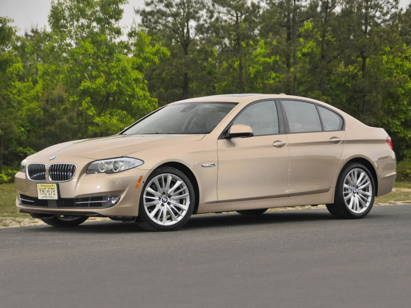BMW 5 Serisi 5 Serisi 550i Standart 2