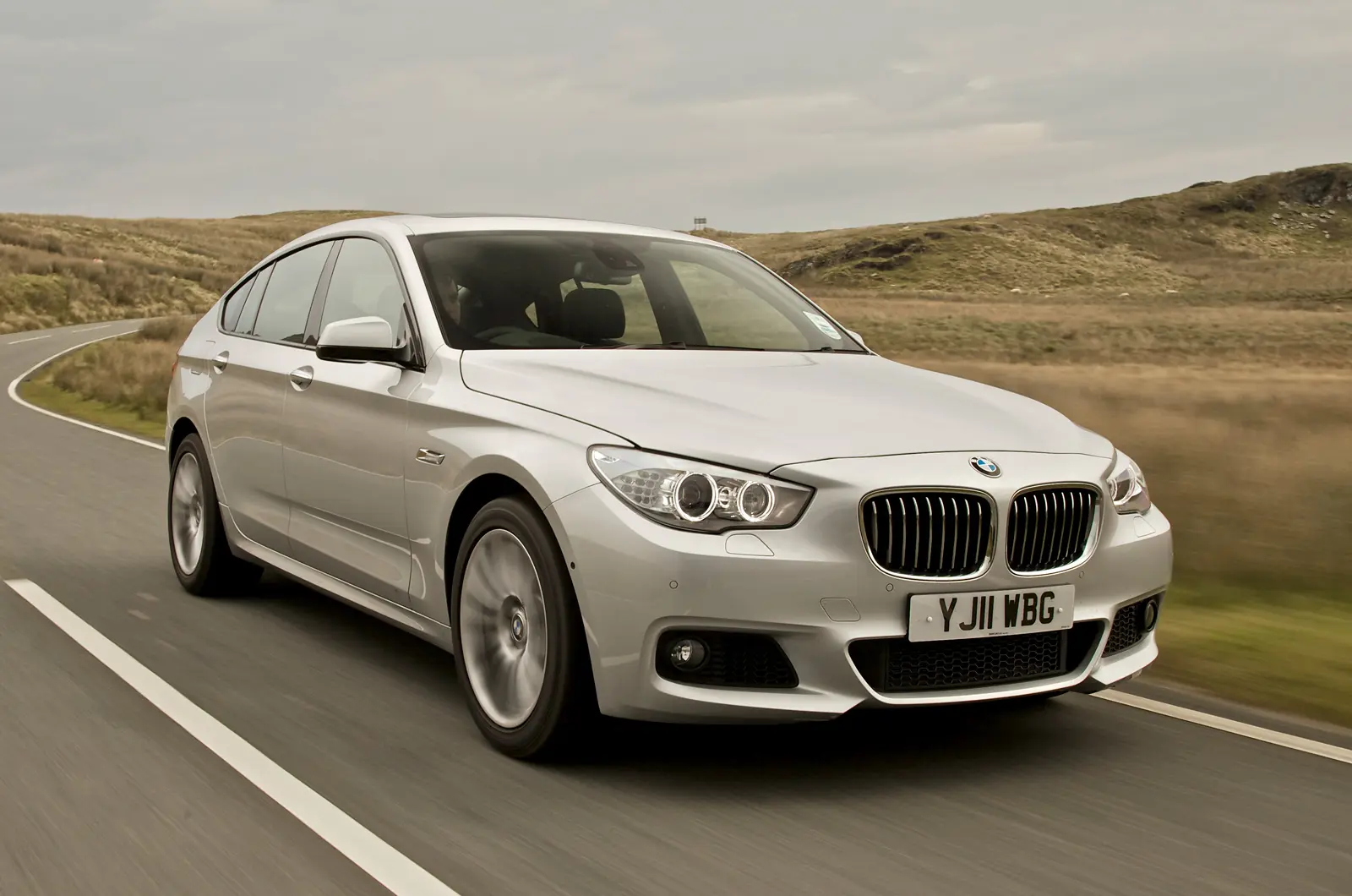 BMW 5 Serisi 5 Serisi Gran Turismo 520d Pure 2