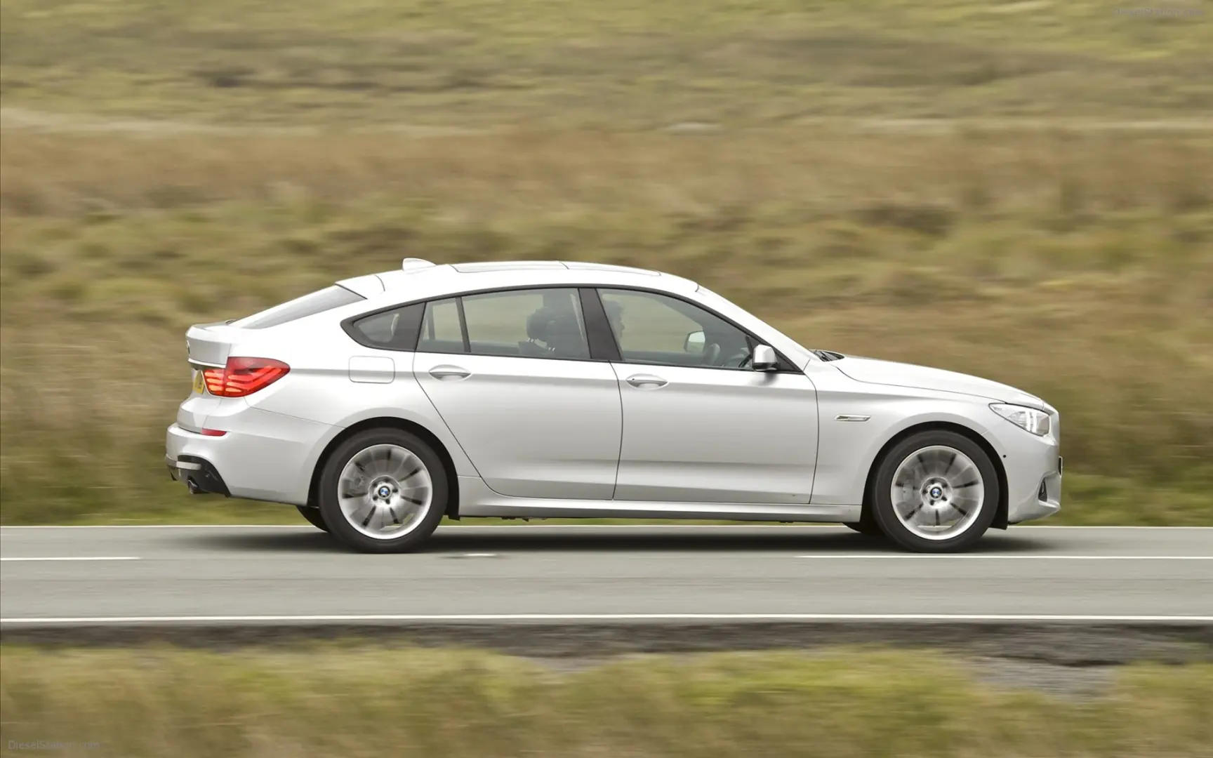 BMW 5 Serisi 5 Serisi Gran Turismo 530d xDrive Premium 4