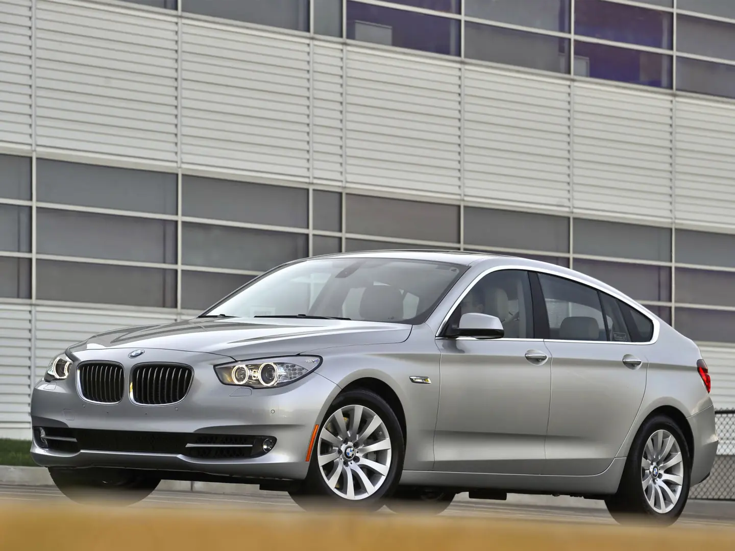 BMW 5 Serisi 5 Serisi Gran Turismo 535i Standart 2