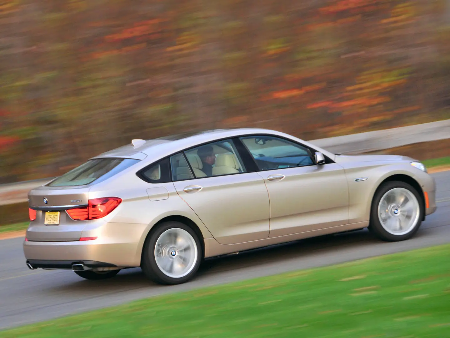 BMW 5 Serisi 5 Serisi Gran Turismo 550i Standart 7