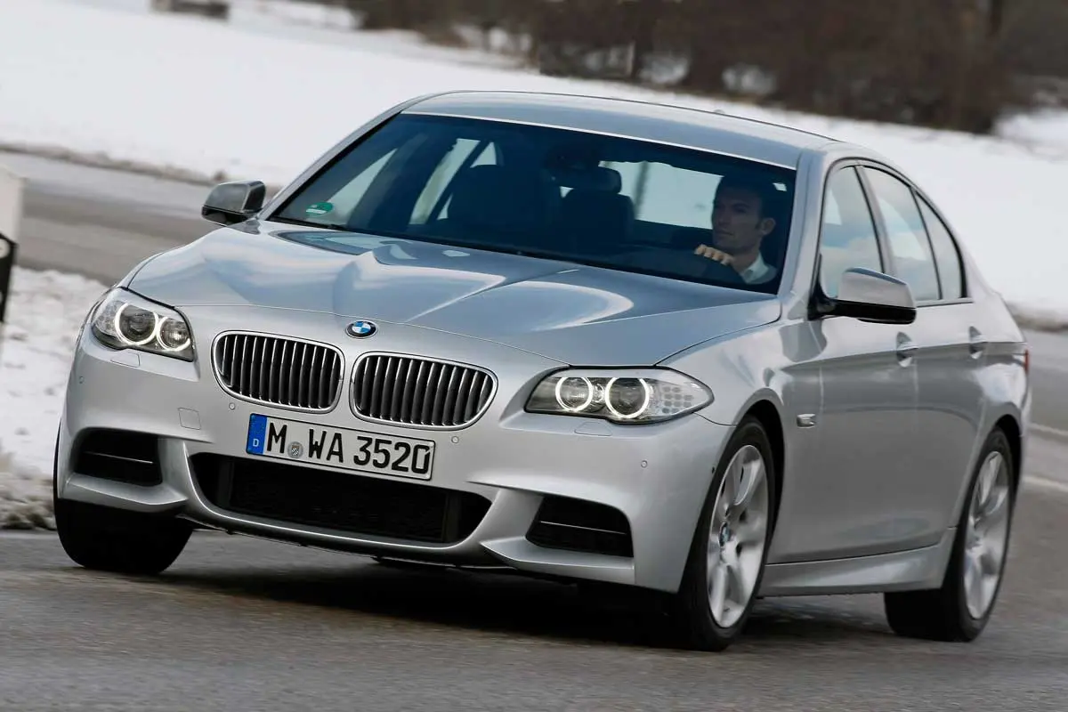 BMW 5 Serisi 5 Serisi M550d xDrive Standart 3