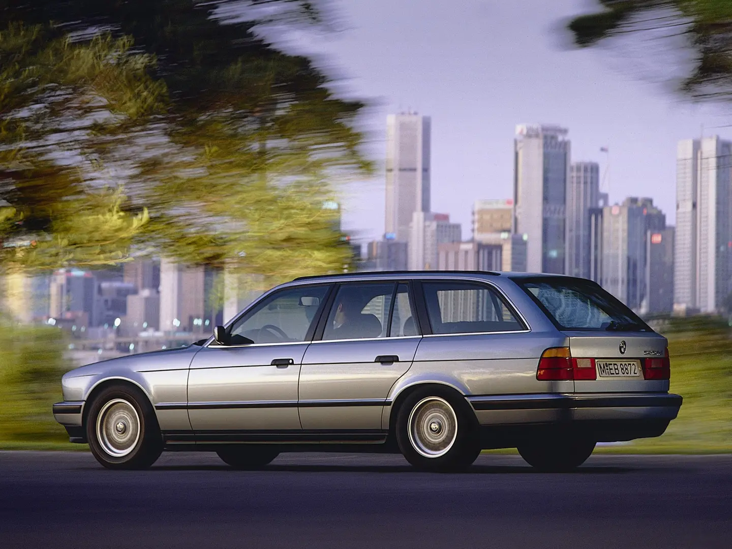 BMW 5 Serisi 5 Serisi Touring 525i Standart 4