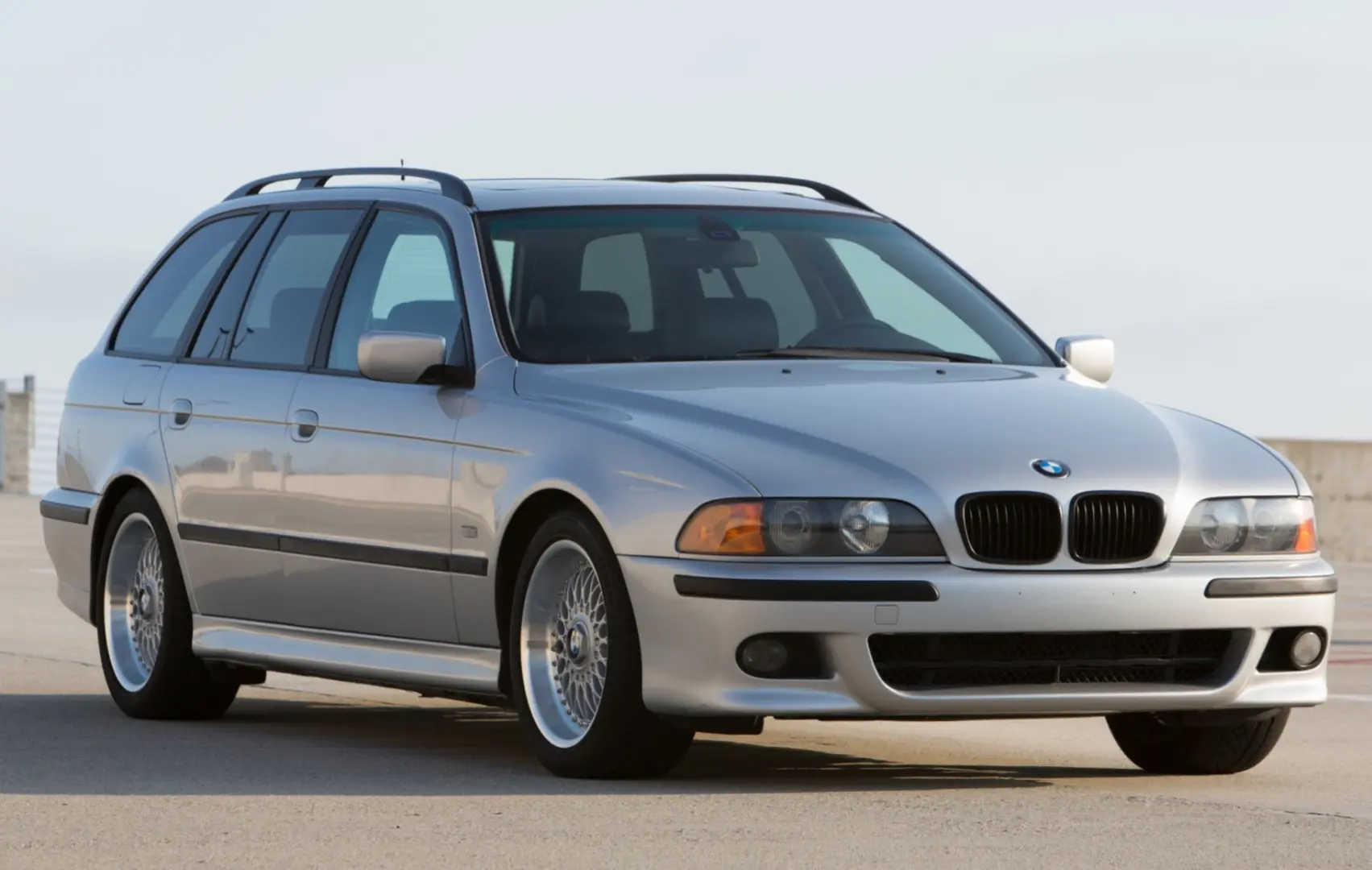 BMW 5 Serisi 5 Serisi Touring 520d Standart 3