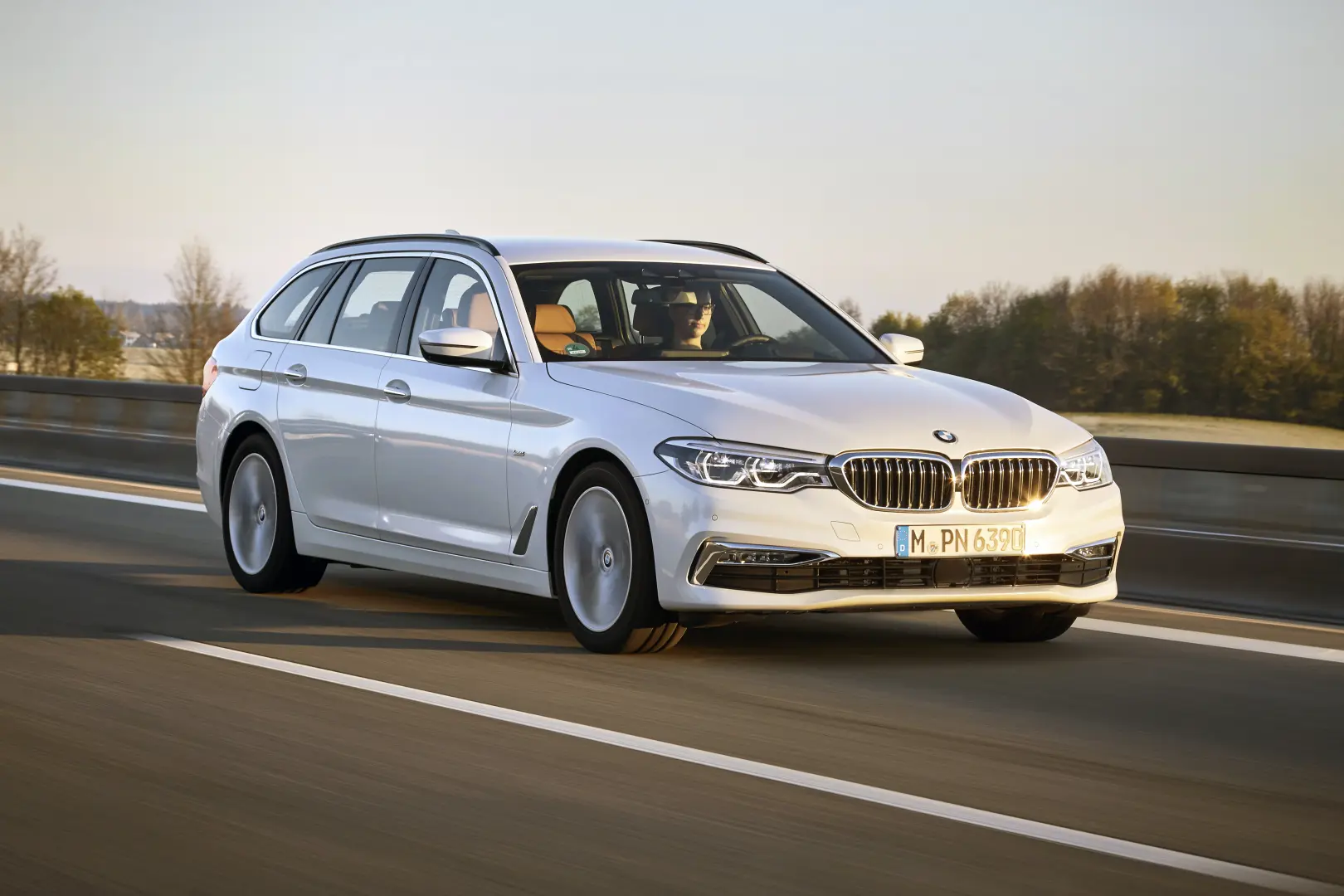 BMW 5 Serisi 5 Serisi Touring 520d Standart 5