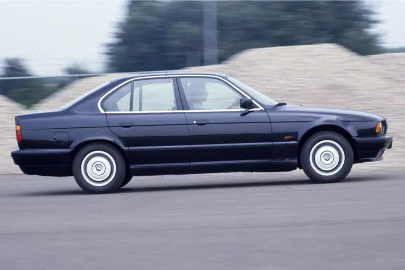 BMW 5 Serisi 5 Serisi Touring 520i Standart 2