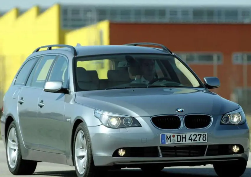 BMW 5 Serisi 5 Serisi Touring 523i Standart 7