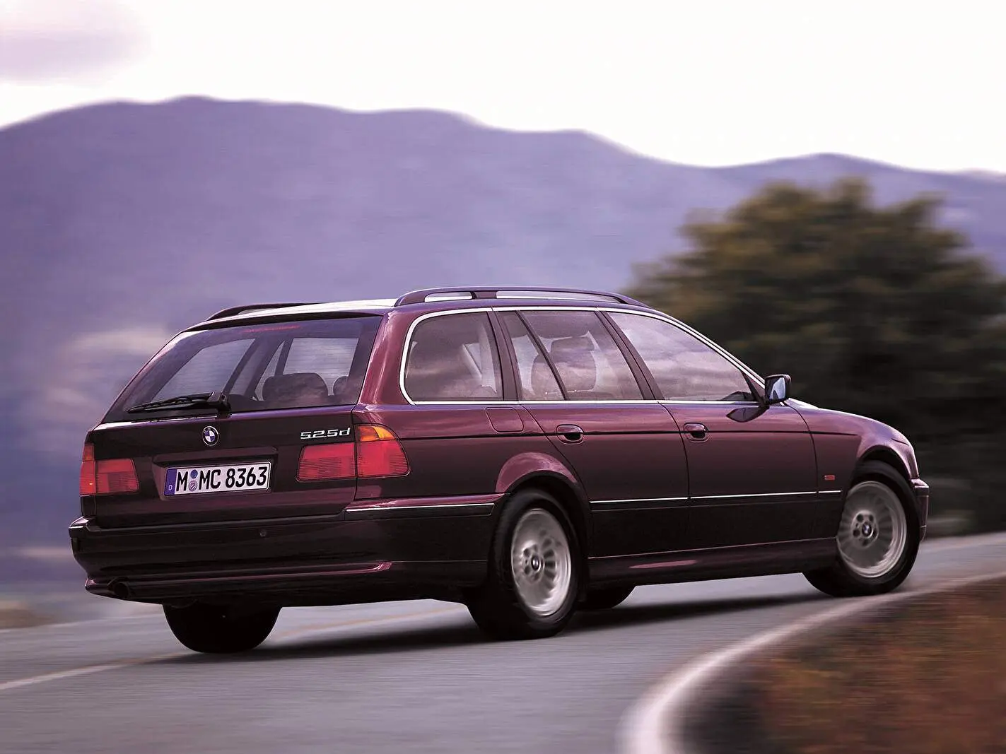 BMW 5 Serisi 5 Serisi Touring 525d Standart 5
