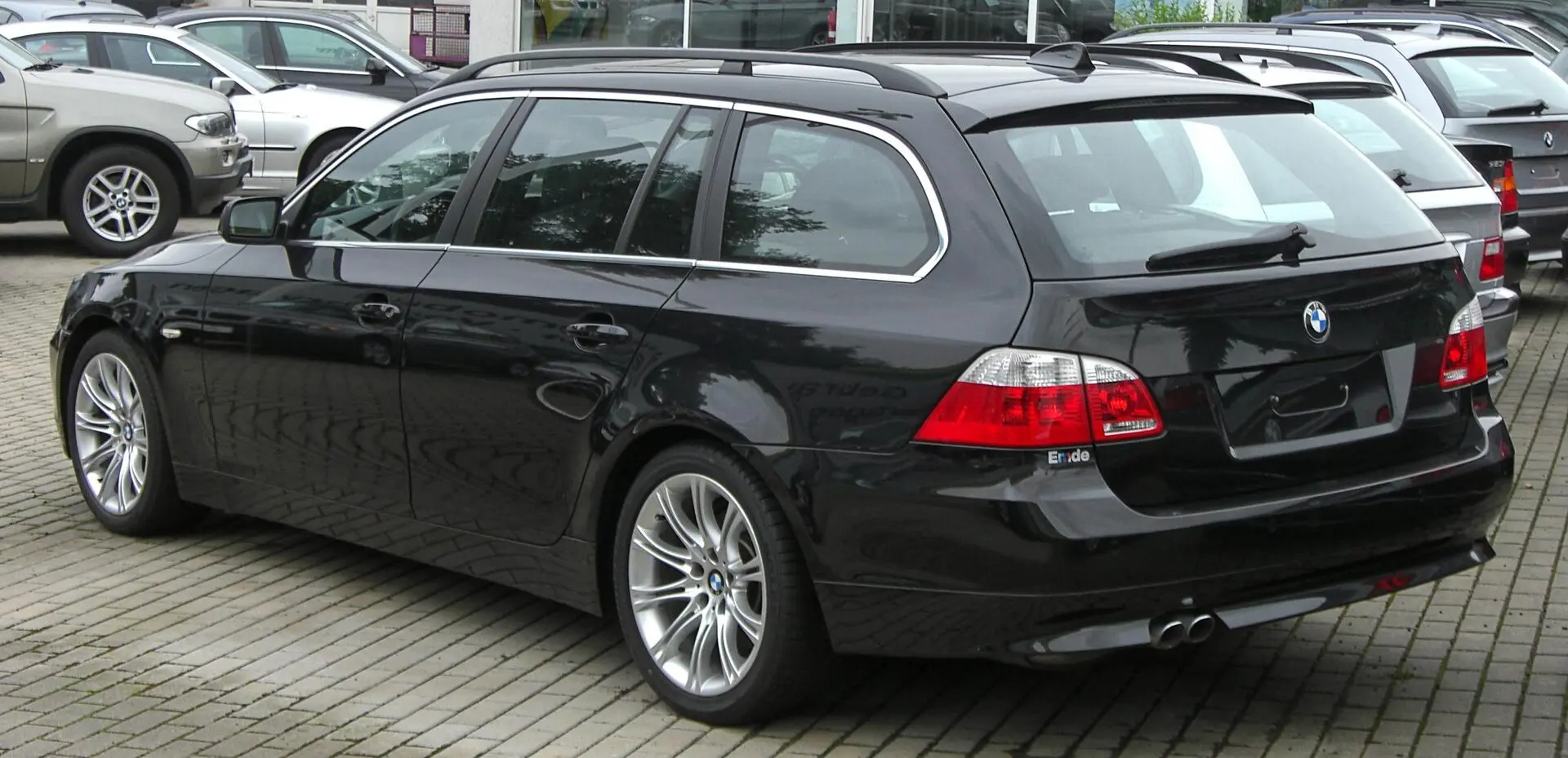 BMW 5 Serisi 5 Serisi Touring 525d Standart 5