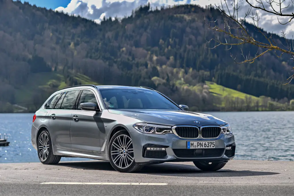 BMW 5 Serisi 5 Serisi Touring 525td Standart 1