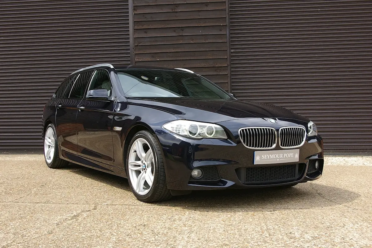 BMW 5 Serisi 5 Serisi Touring 525d xDrive Sport 6