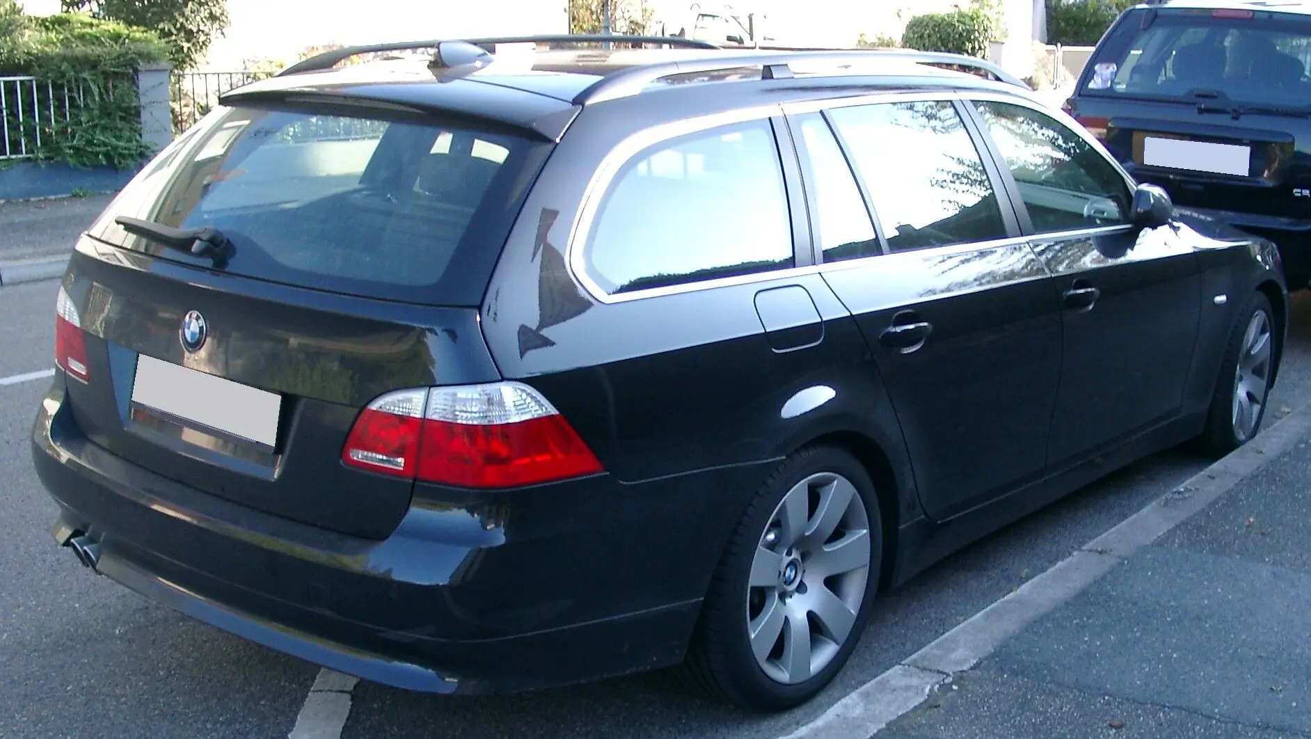 BMW 5 Serisi 5 Serisi Touring 525d Standart 7