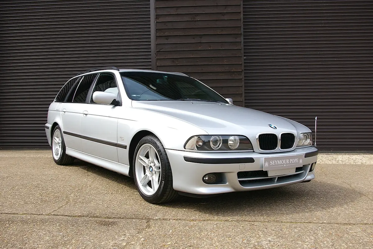 BMW 5 Serisi 5 Serisi Touring 525i Standart 6