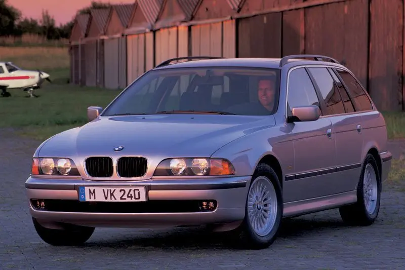 BMW 5 Serisi 5 Serisi Touring 520d Standart 4