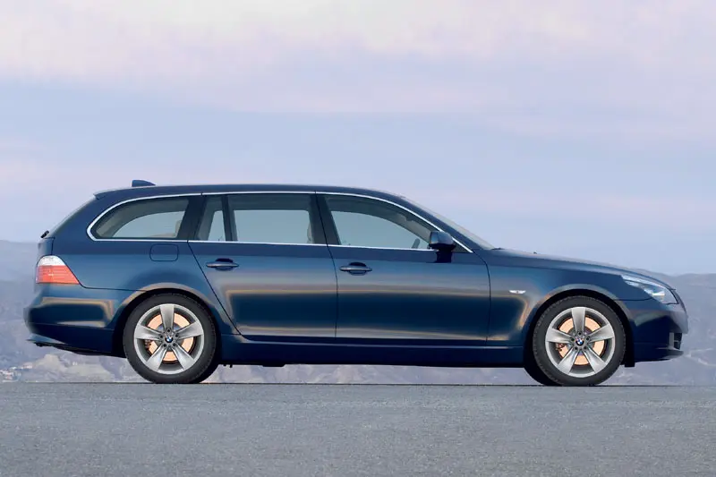 BMW 5 Serisi 5 Serisi Touring 525i xDrive Standart 6
