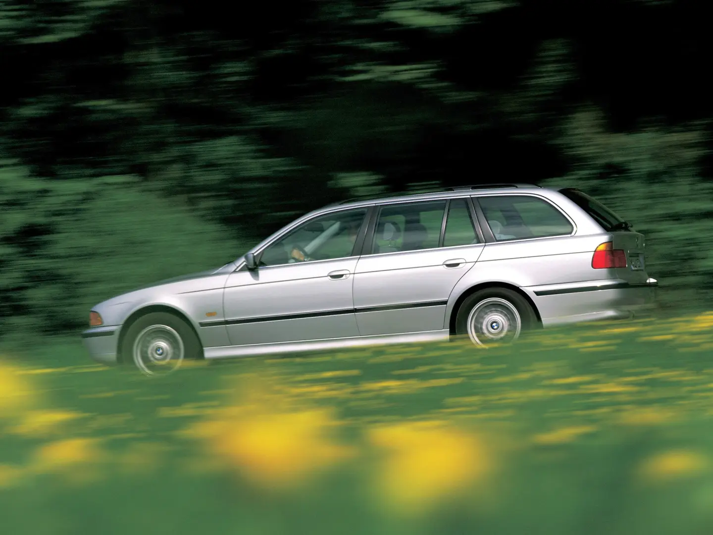 BMW 5 Serisi 5 Serisi Touring 525tds Standart 7