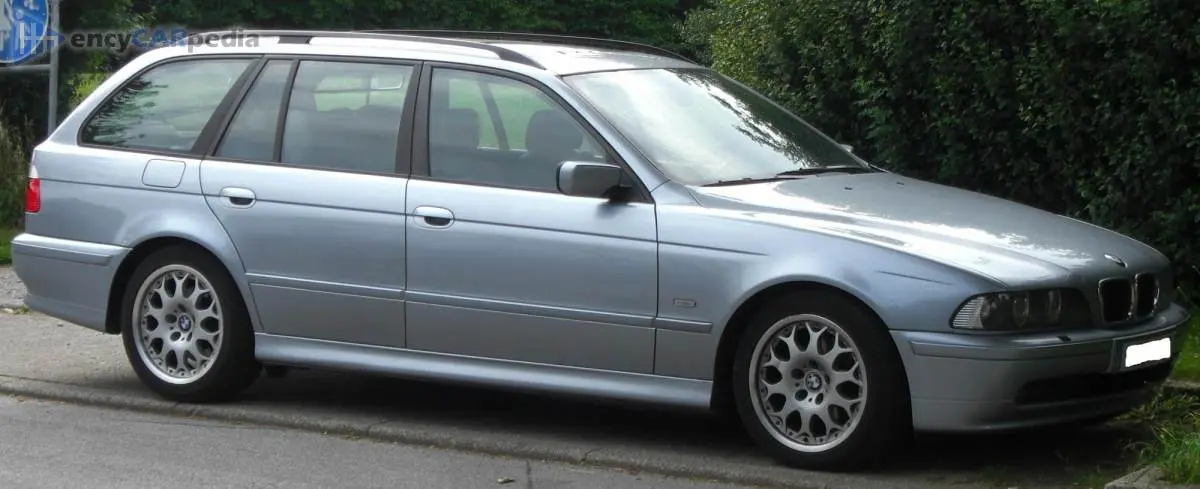 BMW 5 Serisi 5 Serisi Touring 530d Standart 5