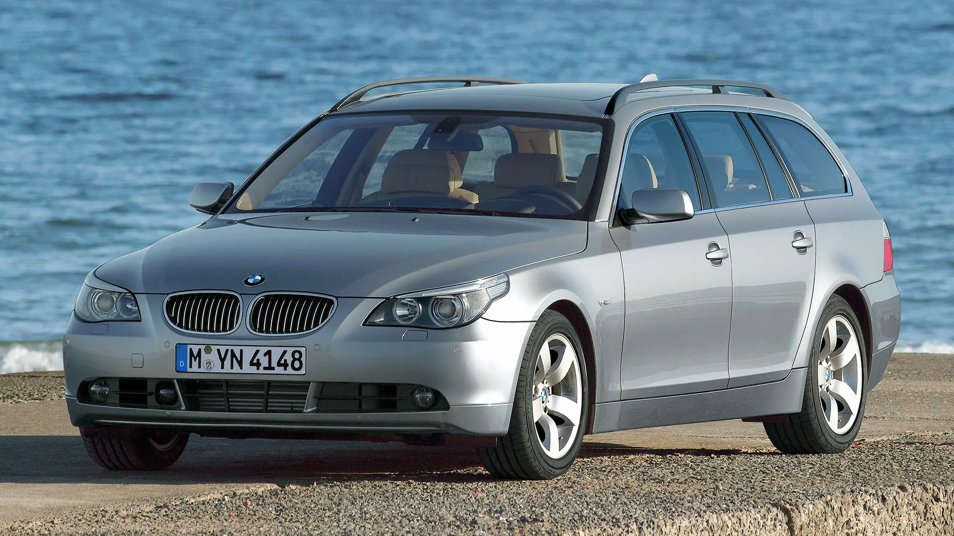 BMW 5 Serisi 5 Serisi Touring 530d Standart 7