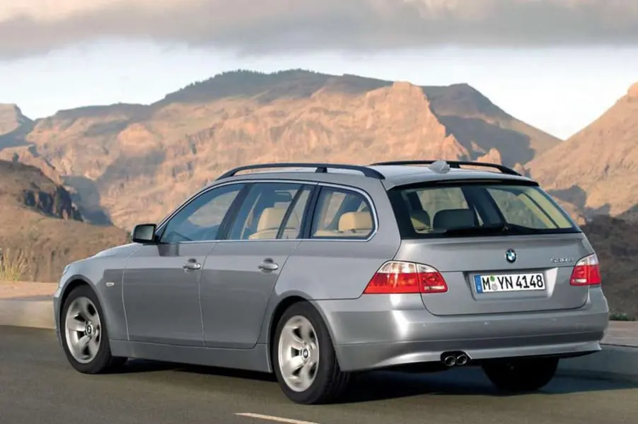 BMW 5 Serisi 5 Serisi Touring 530d Standart 5