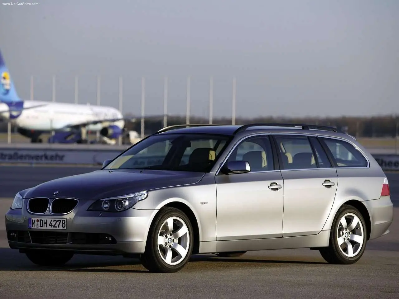 BMW 5 Serisi 5 Serisi Touring 530d Standart 2