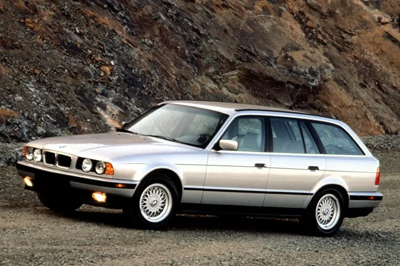 BMW 5 Serisi 5 Serisi Touring 530i Standart 7