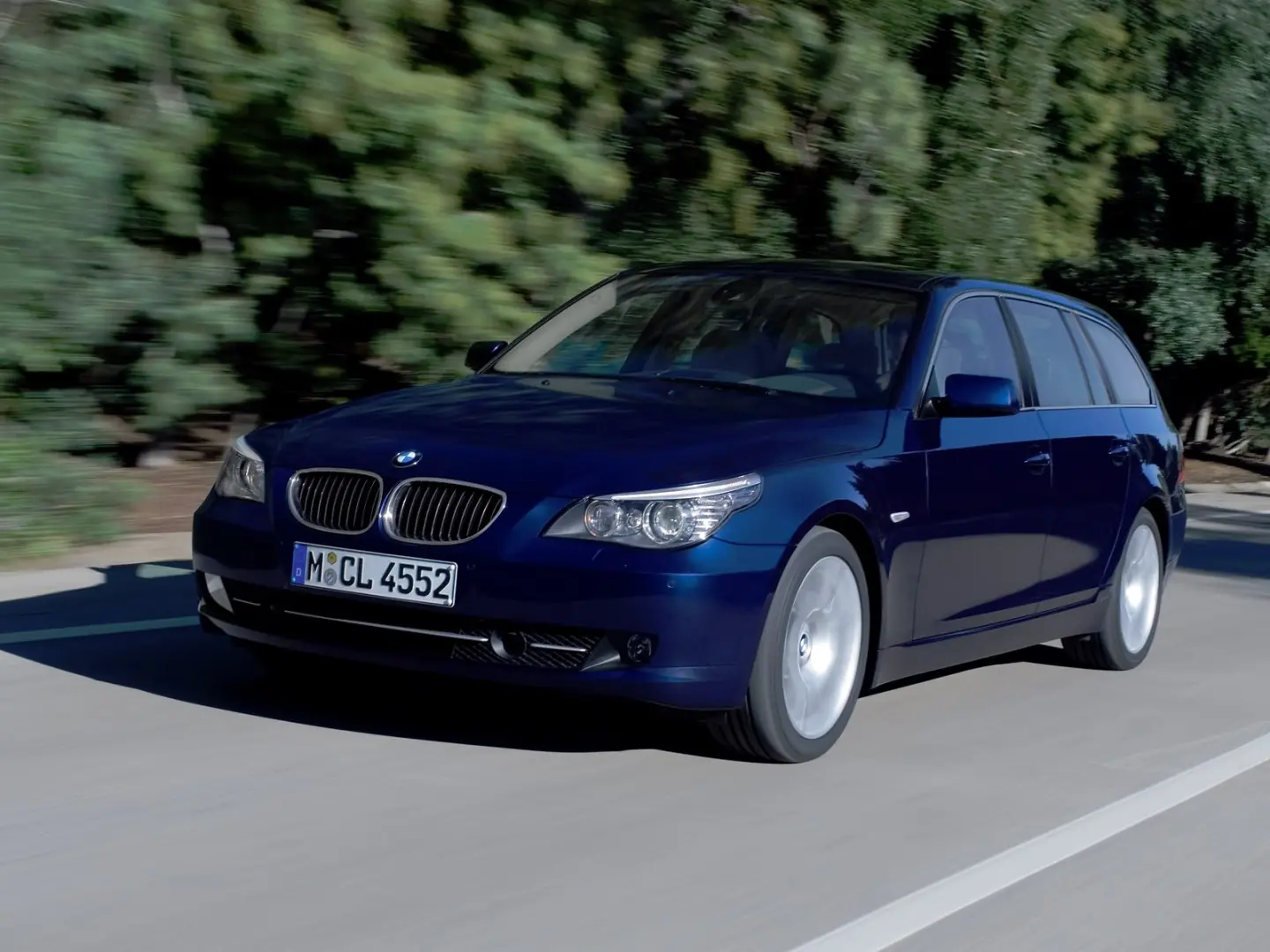 BMW 5 Serisi 5 Serisi Touring 530i Standart 6