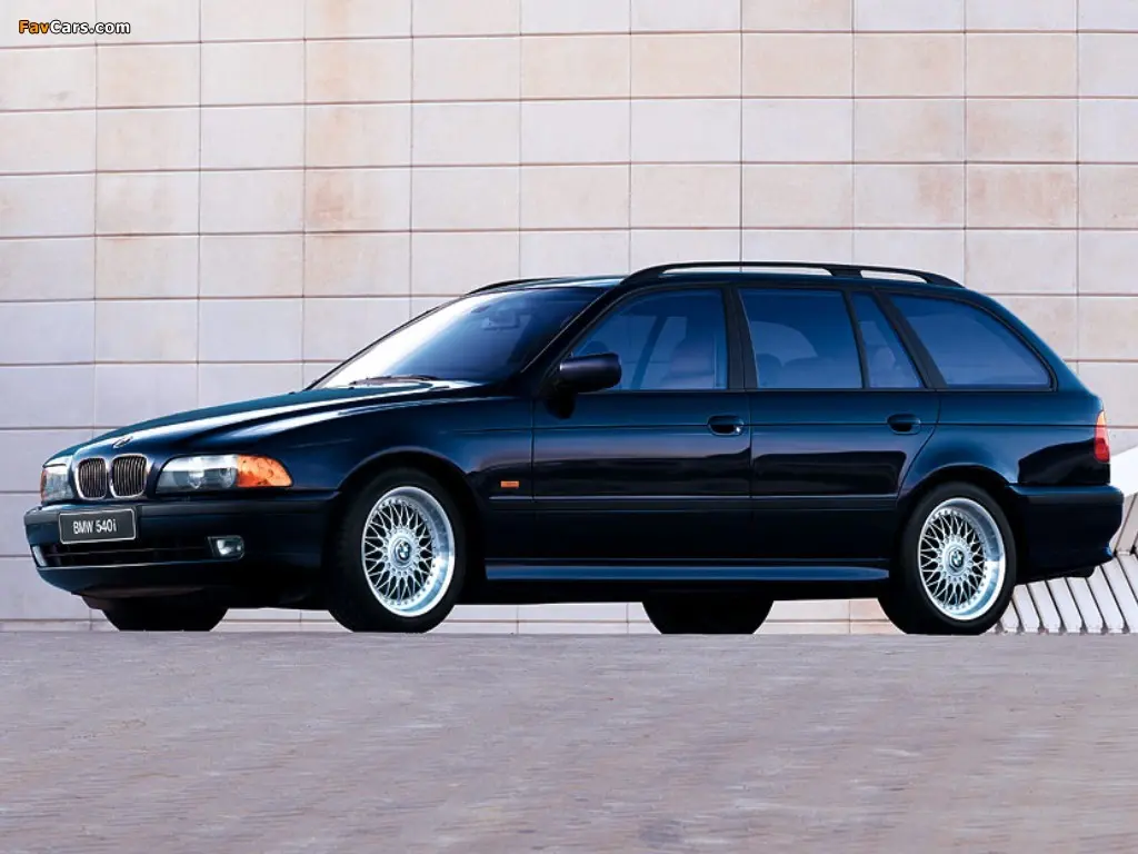 BMW 5 Serisi 5 Serisi Touring 528i Standart 2