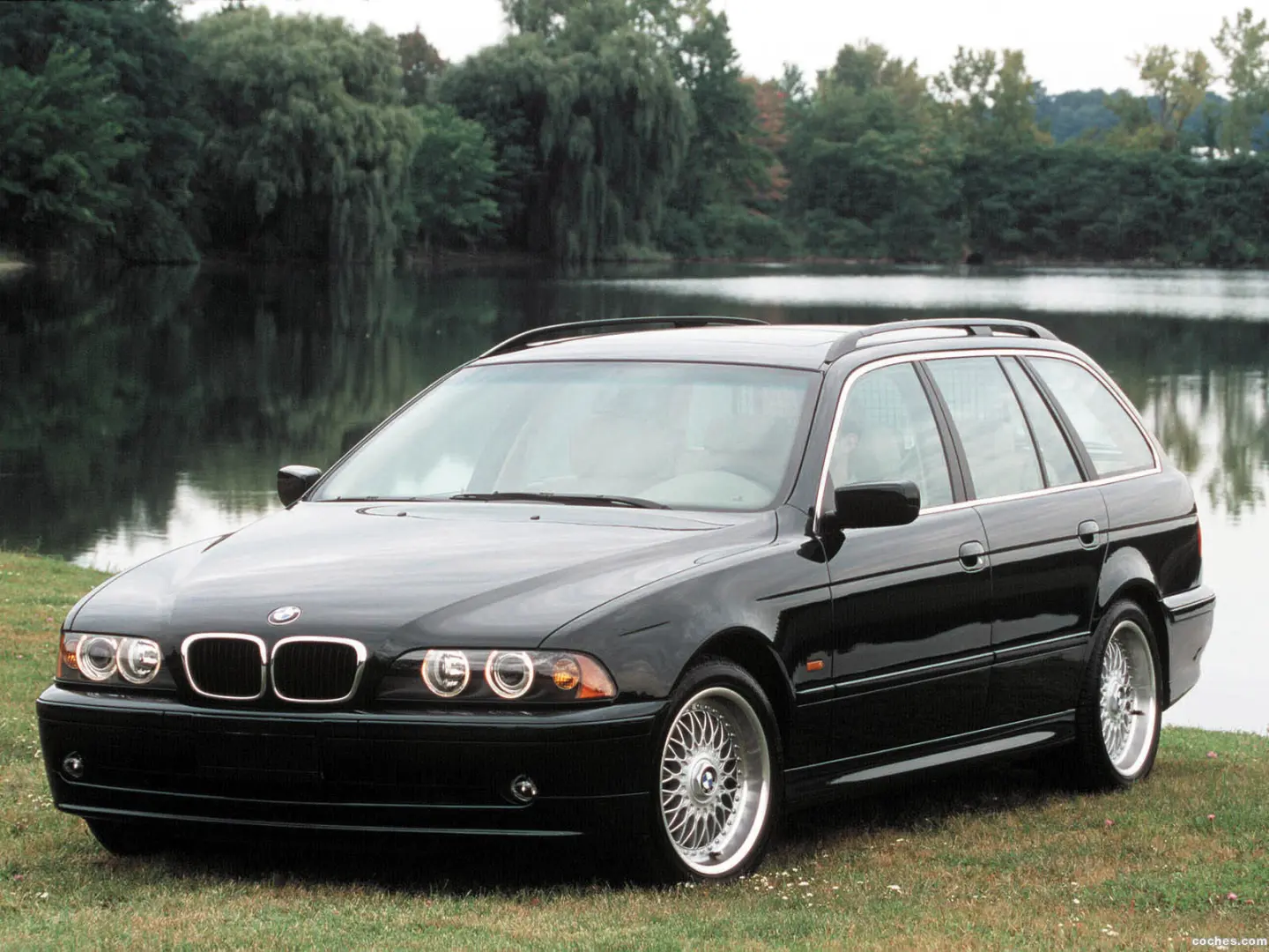 BMW 5 Serisi 5 Serisi Touring 540i Standart 6