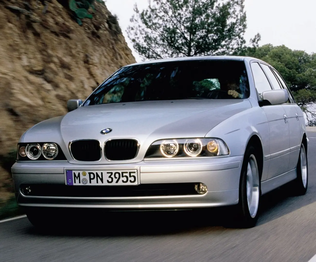 BMW 5 Serisi 5 Serisi Touring 540i Standart 4