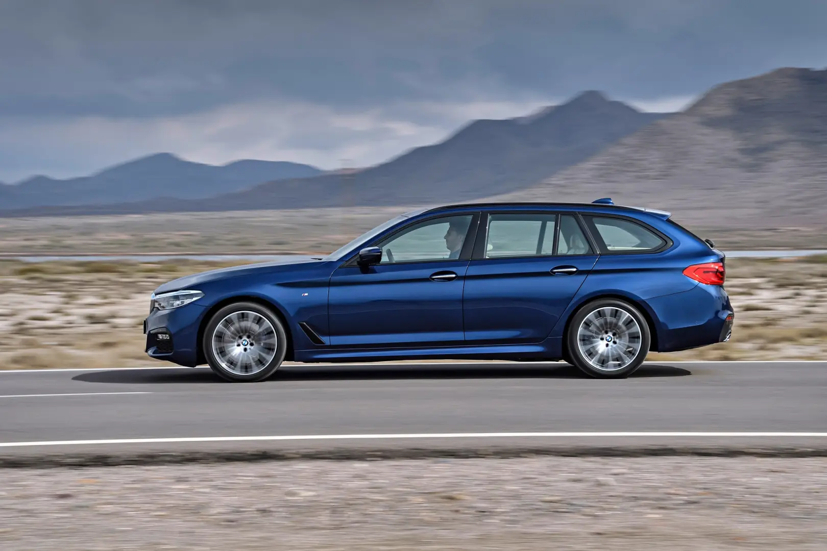 BMW 5 Serisi 5 Serisi Touring 540i Standart 0