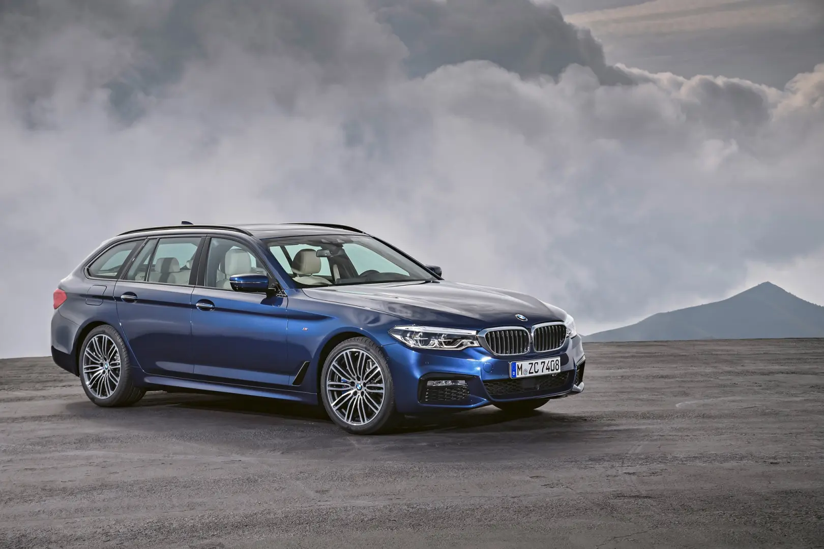 BMW 5 Serisi 5 Serisi Touring 520d Standart 3