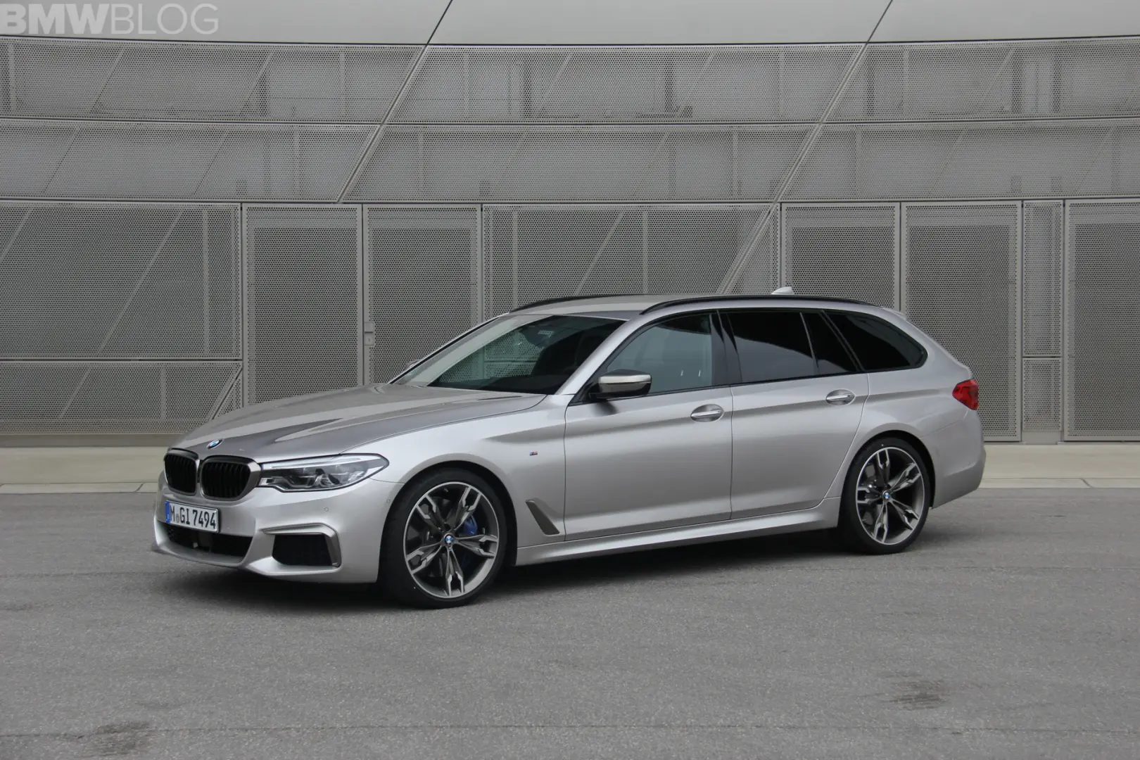 BMW 5 Serisi 5 Serisi Touring M550d xDrive Pure 6