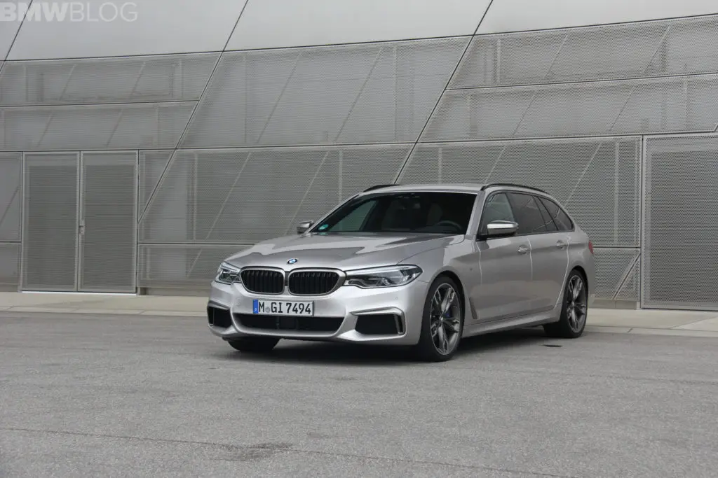 BMW 5 Serisi 5 Serisi Touring M550d xDrive Pure 7