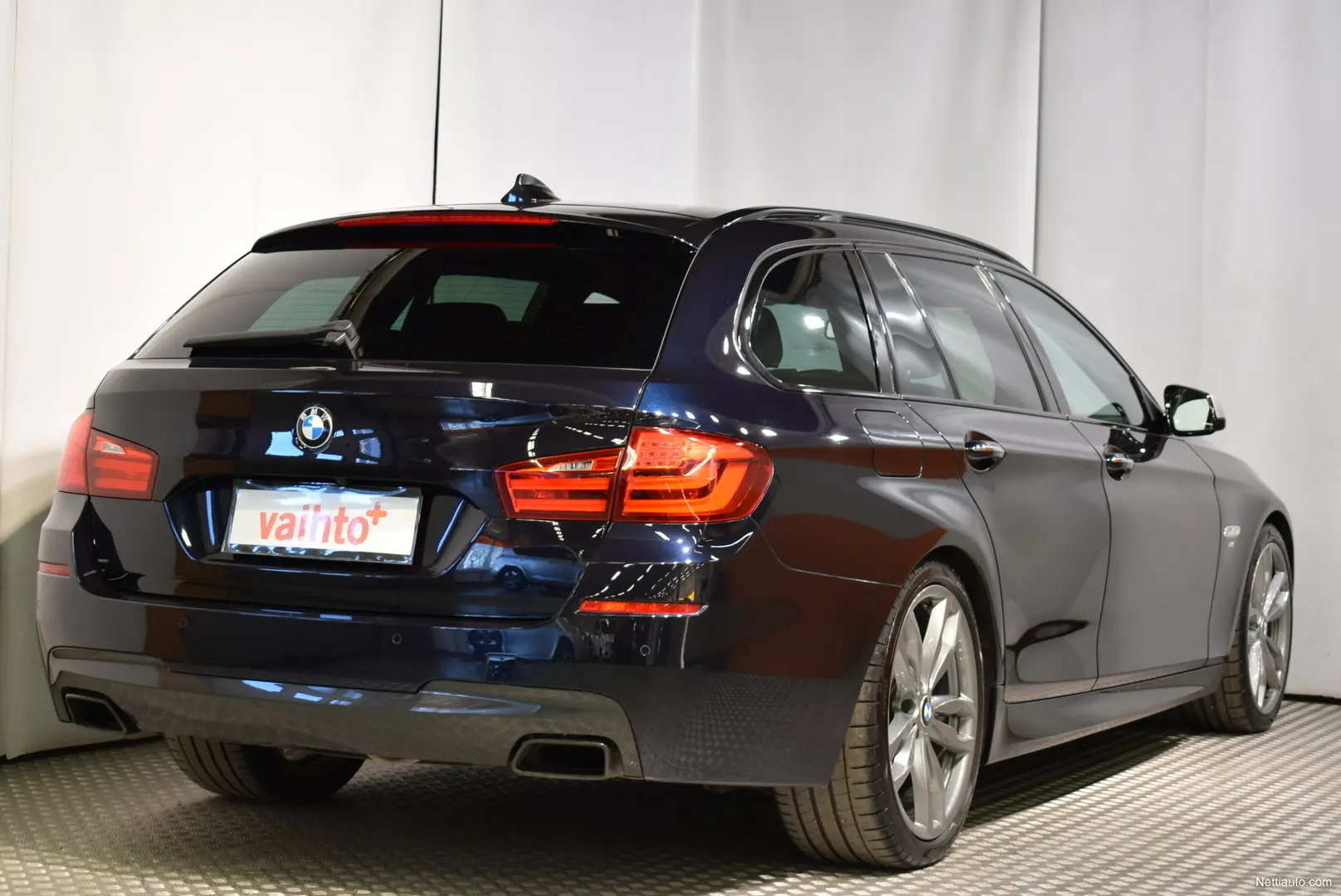 BMW 5 Serisi 5 Serisi Touring M550d xDrive Standart 2