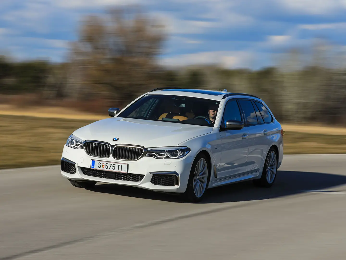 BMW 5 Serisi 5 Serisi Touring M550d xDrive Standart 5
