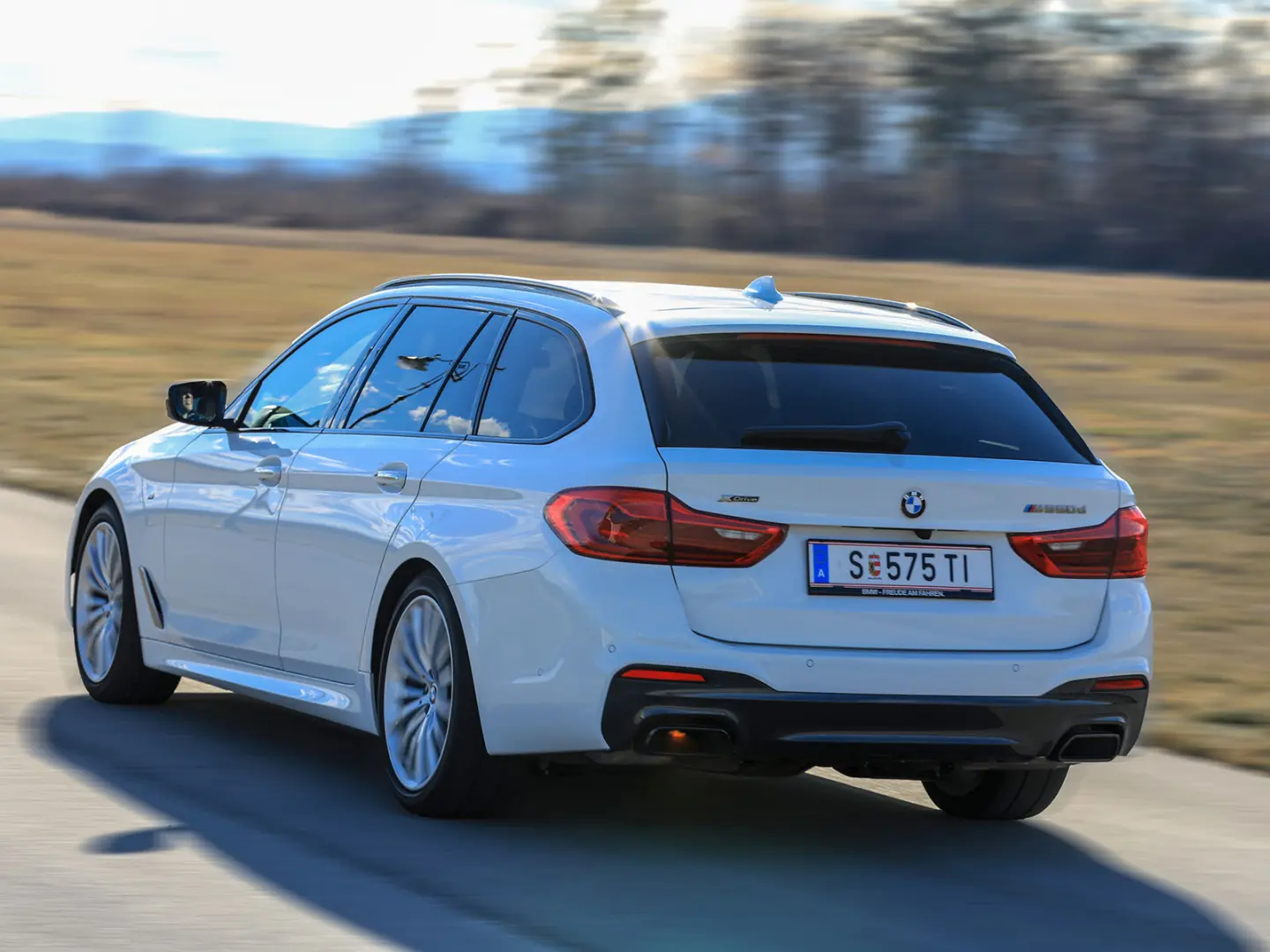 BMW 5 Serisi 5 Serisi Touring M550d xDrive Standart 6