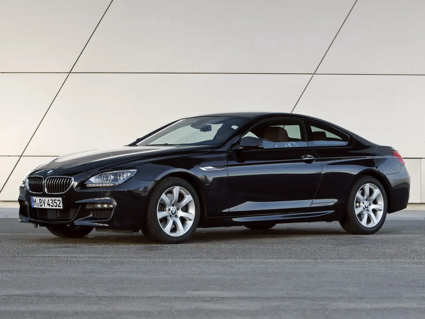 BMW 6 Serisi 6 Serisi 640d xDrive Standart 6