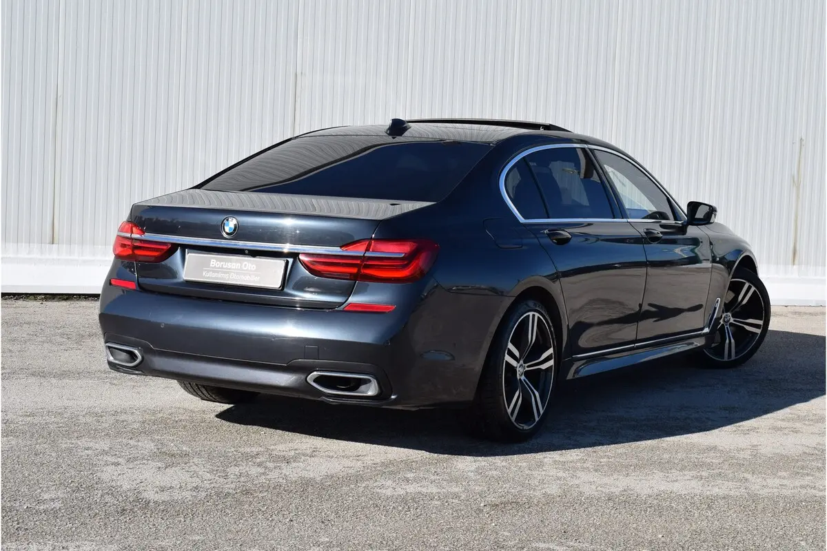 BMW 7 Serisi 7 Serisi 725d M Sport 2